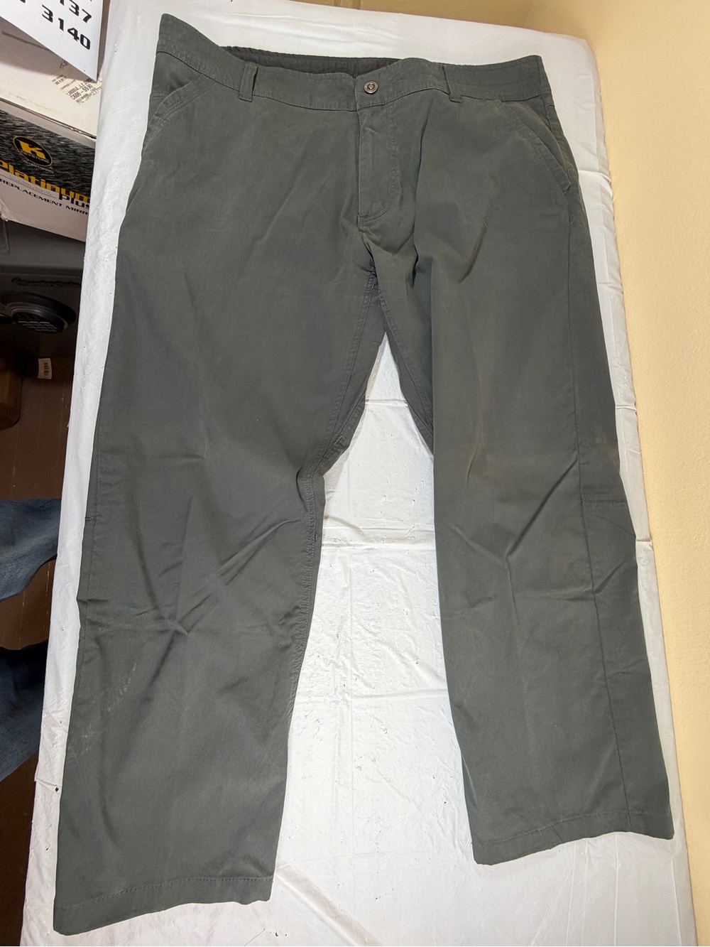 Kuhl Men's‎ Chinos in Gray